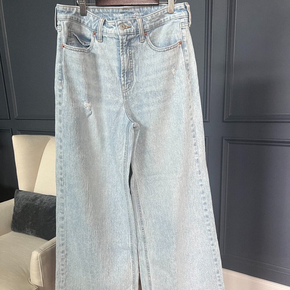 Wide Leg Jeans-Slightly Distressed